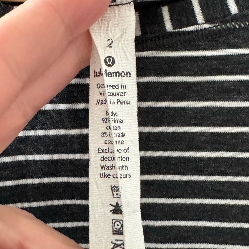 ๐๏ธ Clearance Lululemon To The Point Long Sleeve Heathered Black & White Stripe - Picture 6 of 8